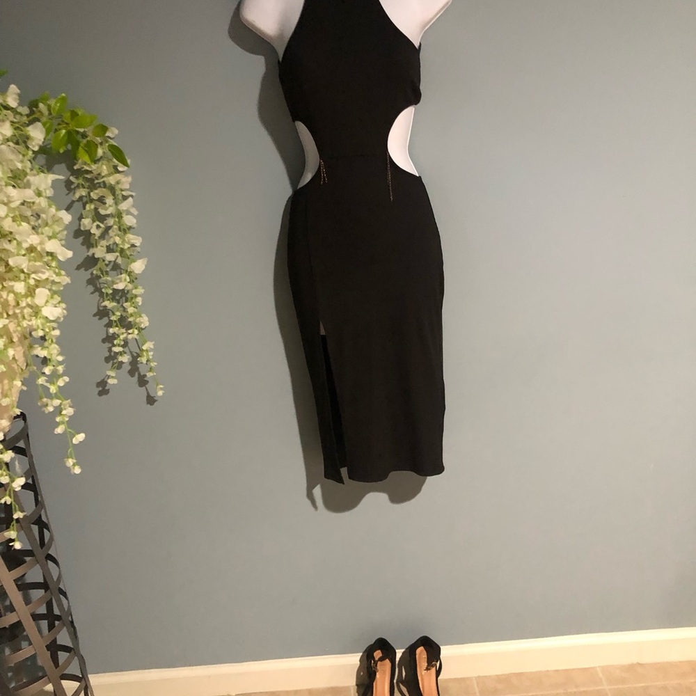 SHEIN Elegant Black Backless Dress